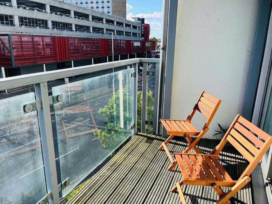 Bright And Calm Apartment - Watford Exterior foto